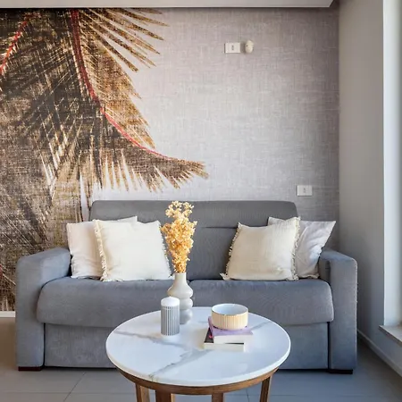 Exclusive Deluxe Up To 6 People & Heated Tub * Polignano a Mare